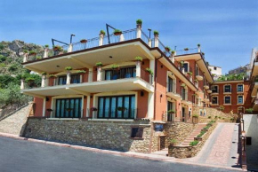 Отель Agostiniana Hotel  Форца-Д'агро